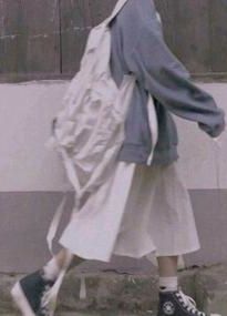 【BL】《腹黑班长哄骗了小土狗同学》by胡思亂想社恐癥