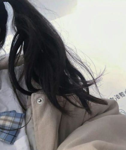 《被偏爱的小花妖【快穿】》作者：袖里青蛇