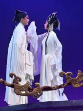 许仙是女人 作者：佚名